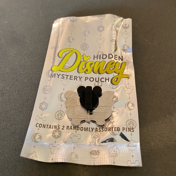 Hidden Mickey Fantasia Cherub Pin - Picture 2 of 2